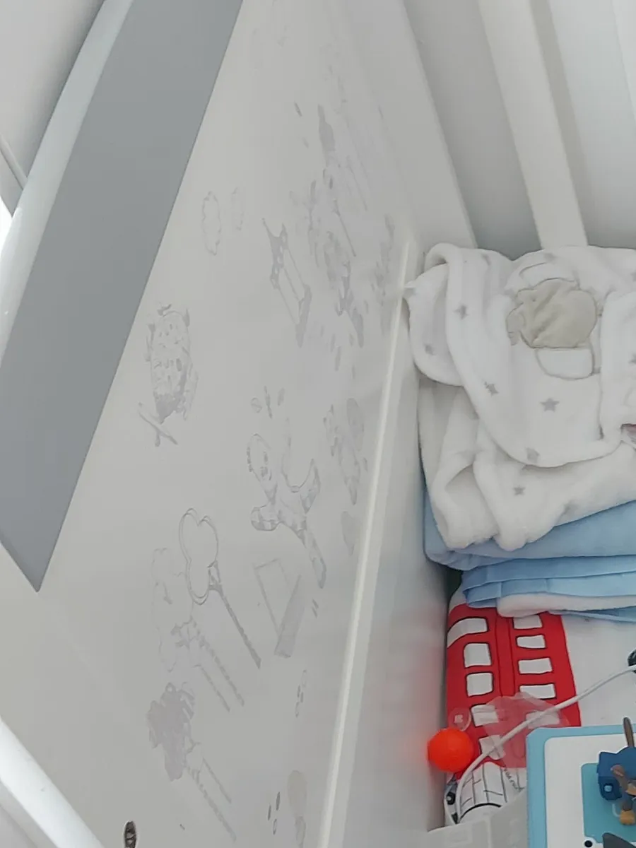 Cot bed - Image 1
