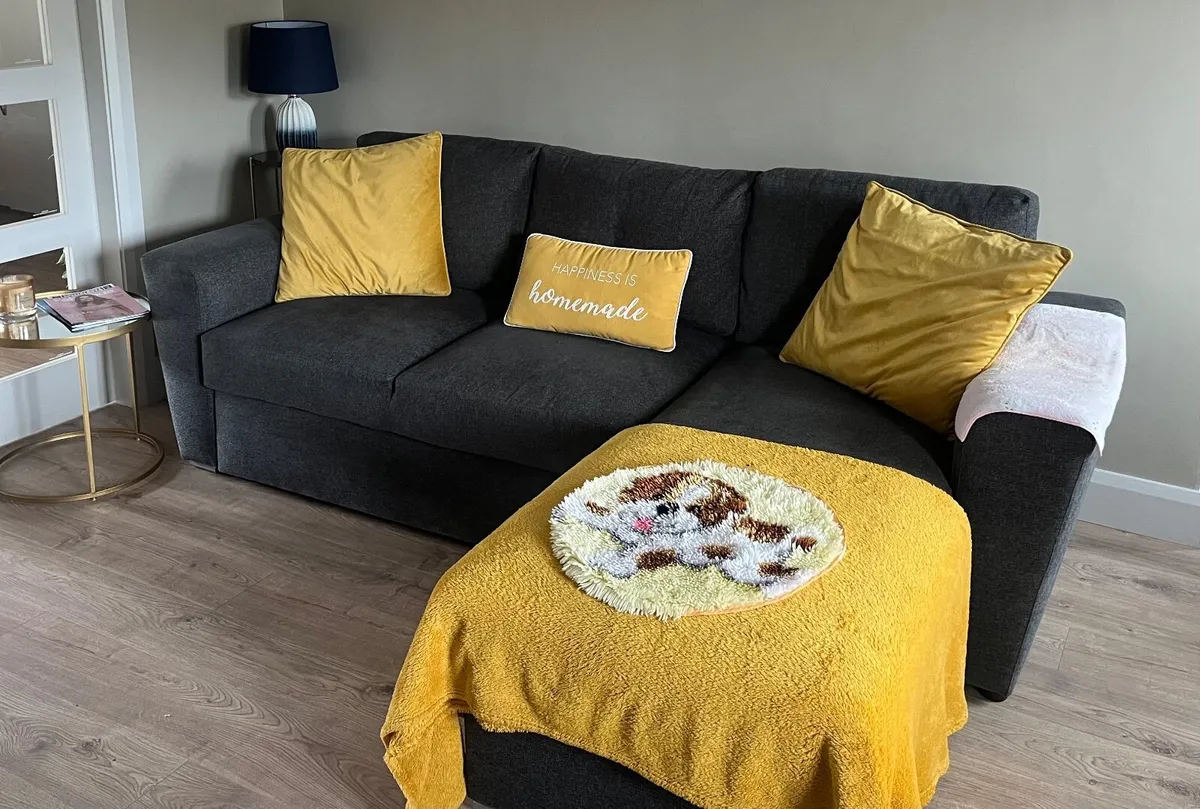 Sofa - Image 2