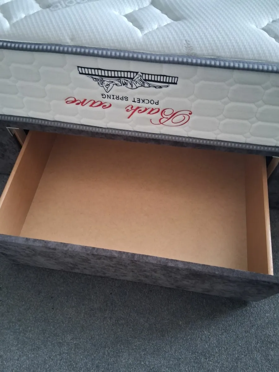 Super King size bed, mattress, base & headboard - Image 3