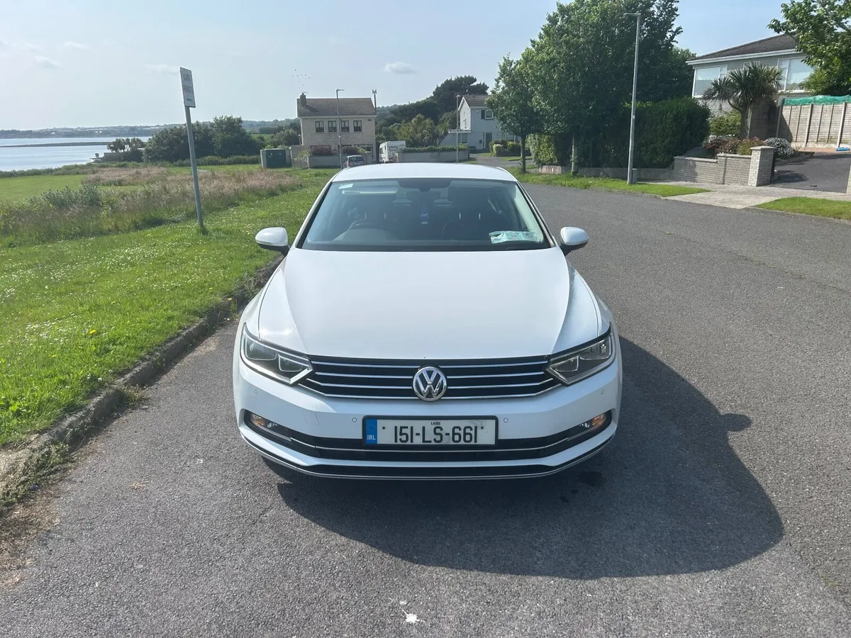 Volkswagen Passat 2015 - Image 1