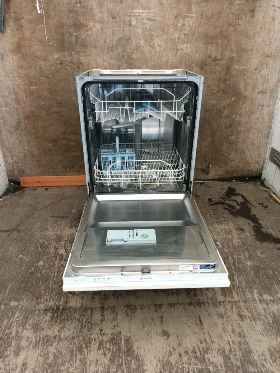 Indesit Integrated Dish Washer - Image 1