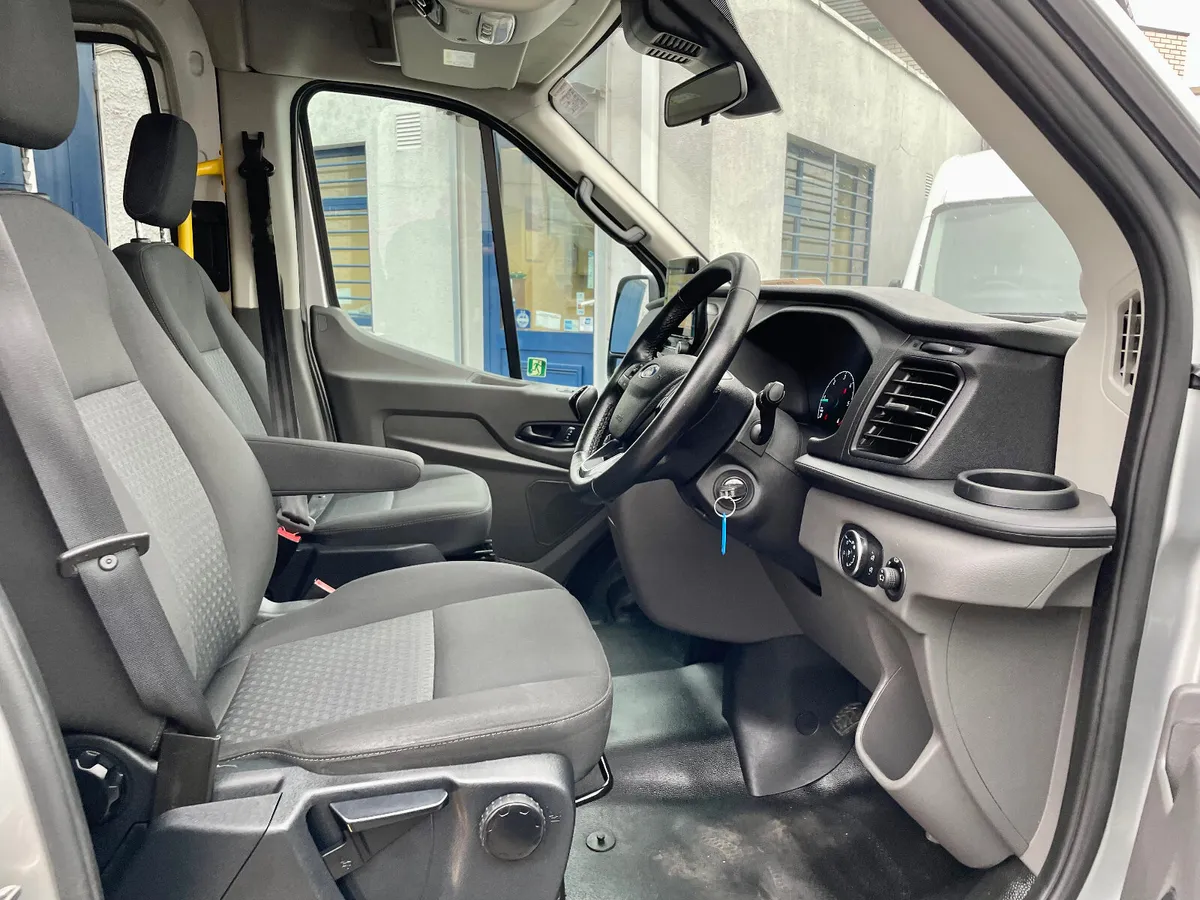Ford Transit 460 2.0TDCI 170PS 17 Seat Bus,2020 - Image 4
