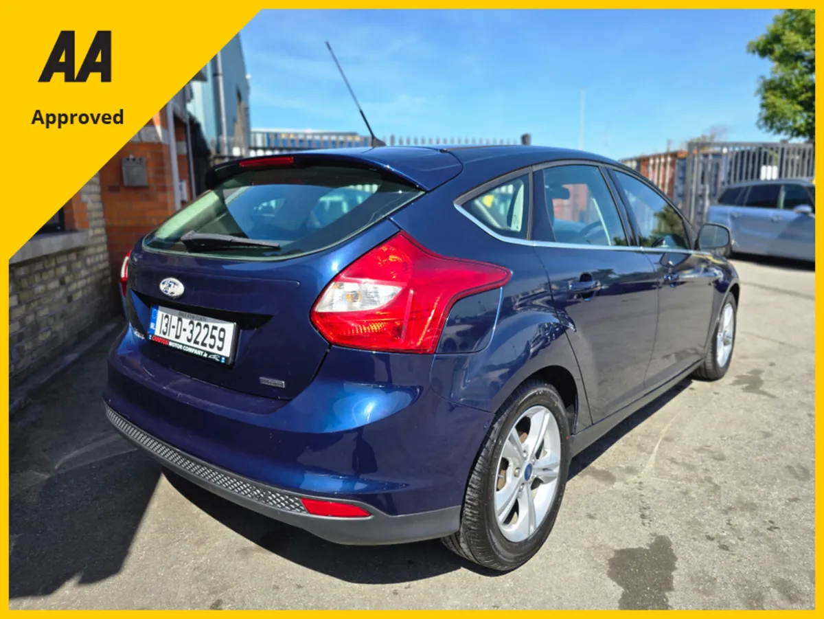 Ford Focus 1.6 TDCI ZETEC ECO S/S 1 113BHP 5DR - Image 4