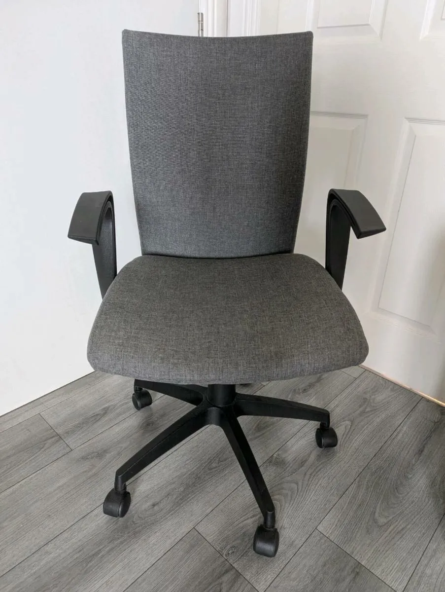 Office Chair - Image 3