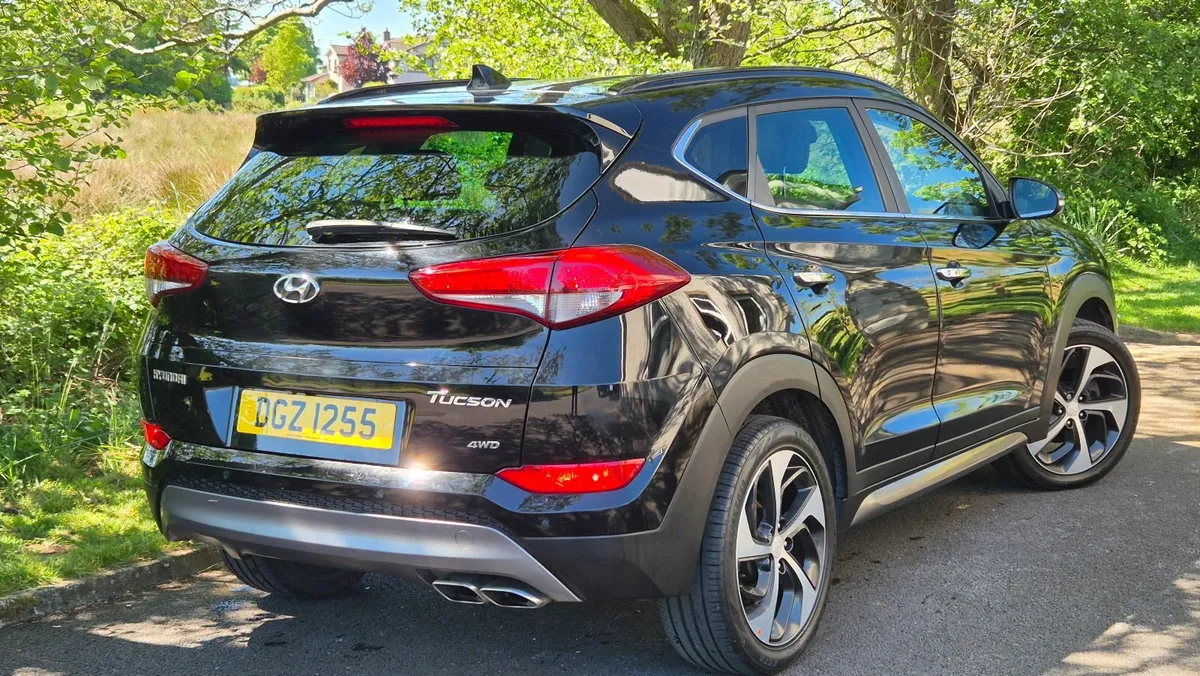 2016 Hyundai Tucson 2.0CRDi Premium SE, NI Vehicle - Image 2