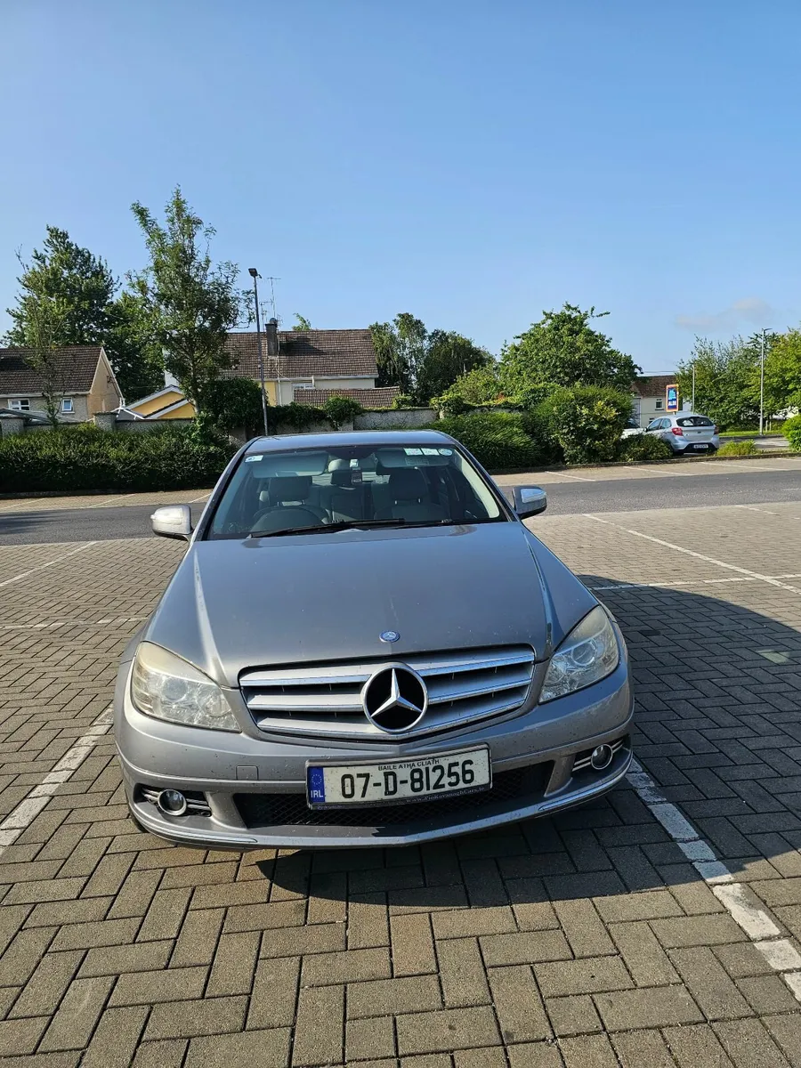 Mercedes-Benz C-Class 2007 - Image 2