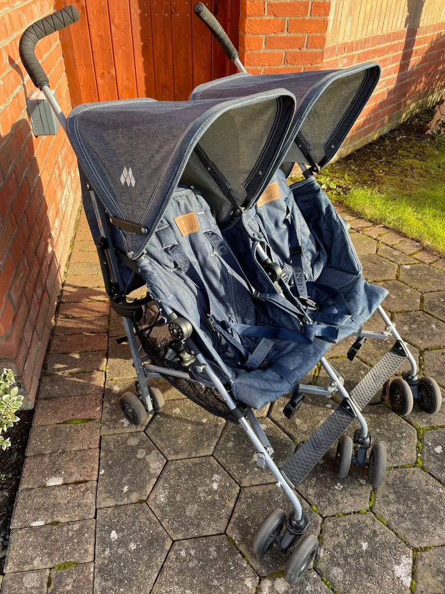 Maclaren double buggy - Image 2