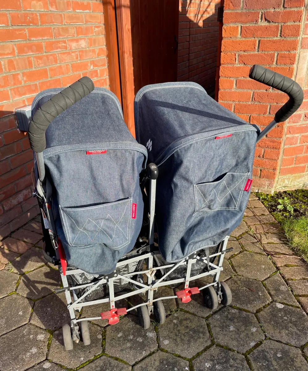Maclaren double buggy - Image 4