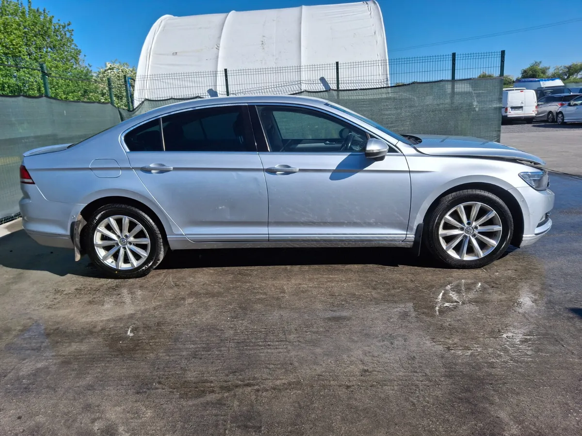 2017 Volkswagen Passat 1.6 TDI - Image 3