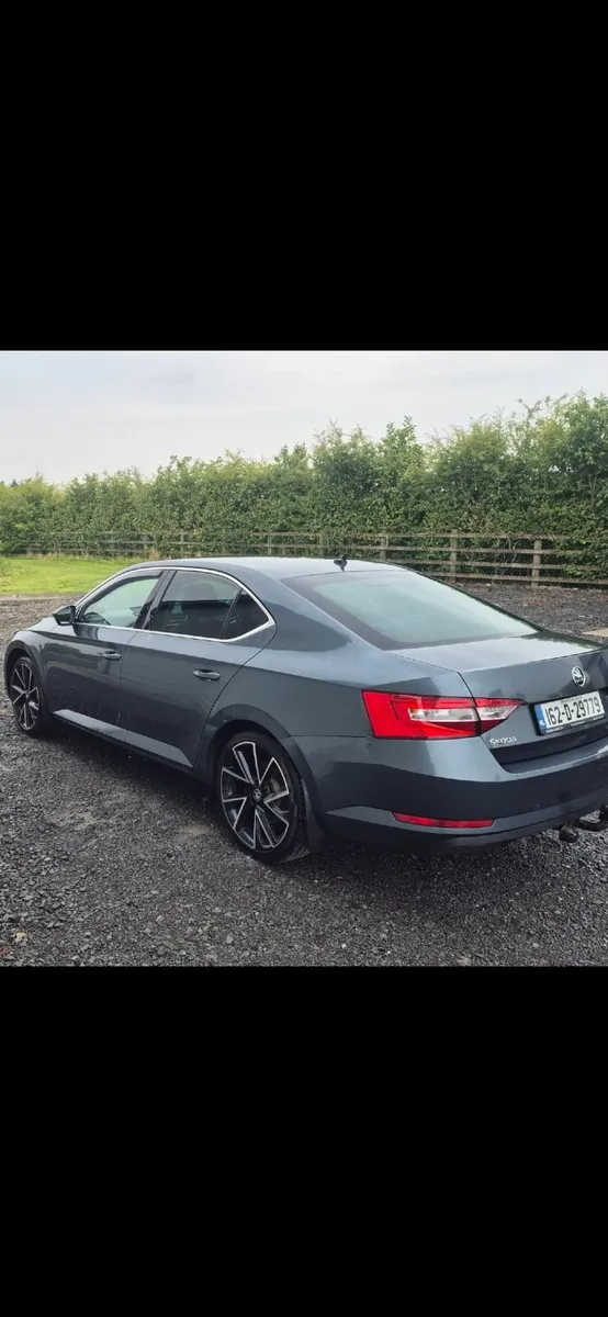 Skoda Superb 2016 - Image 2