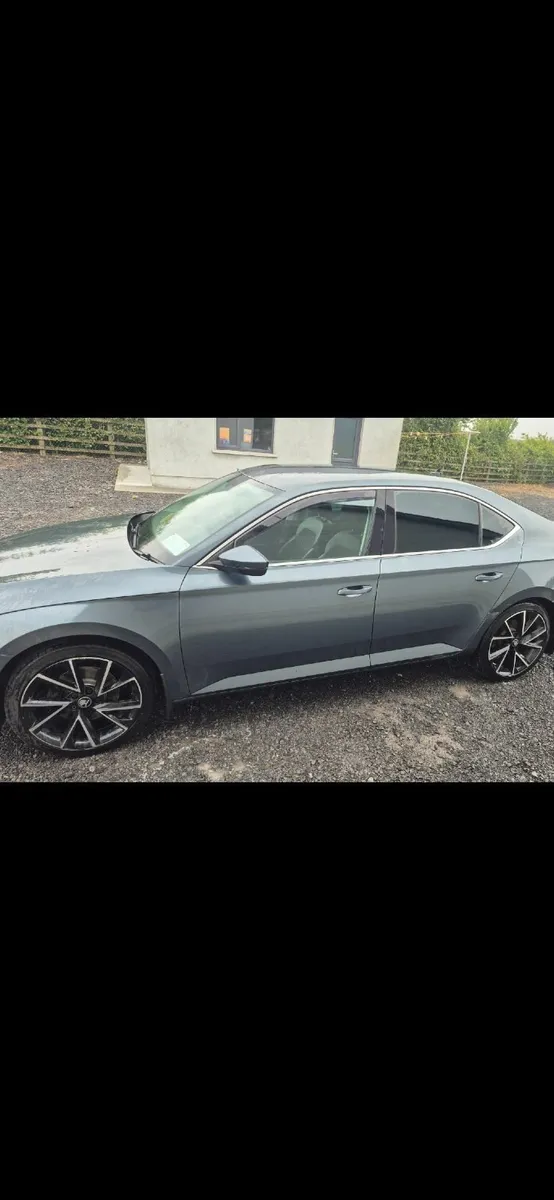 Skoda Superb 2016 - Image 3