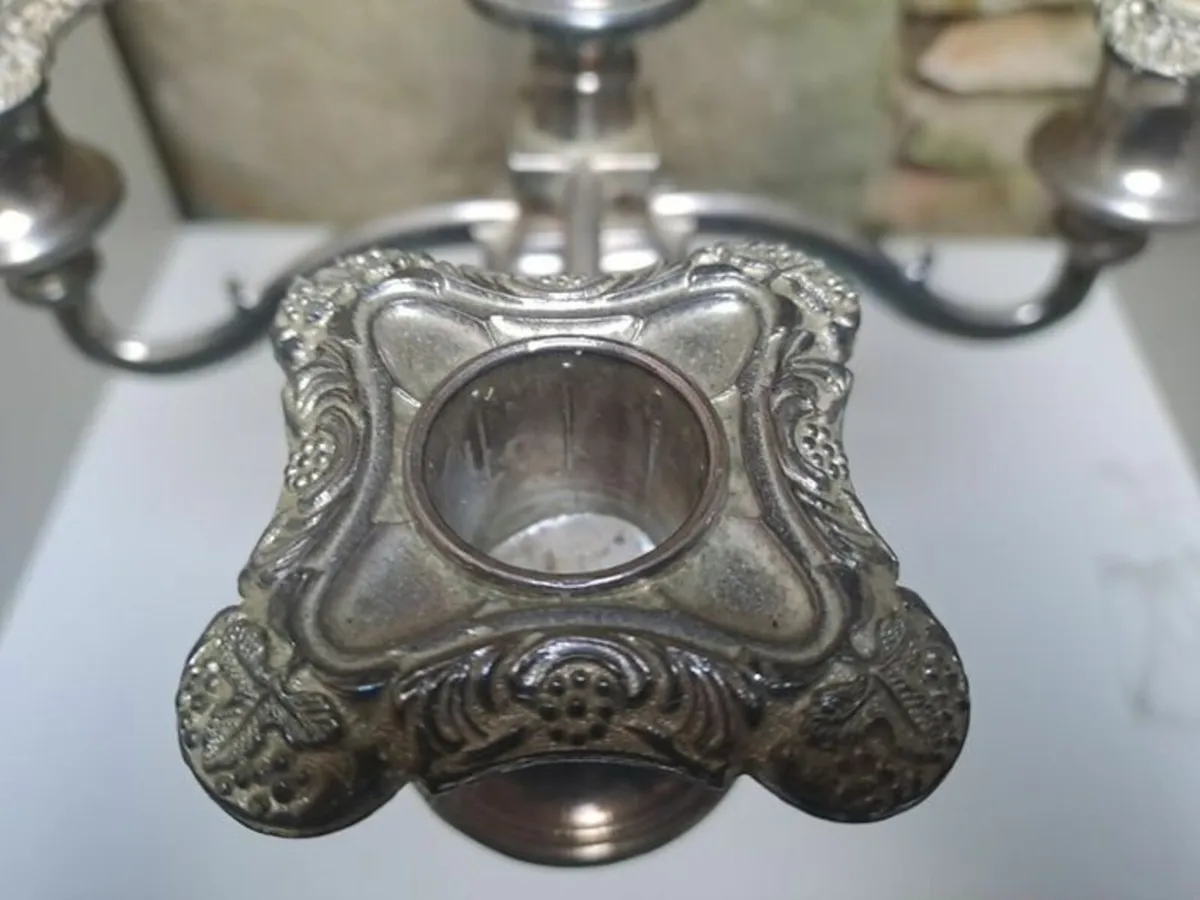 5 branch silver plated candelabra - Image 4