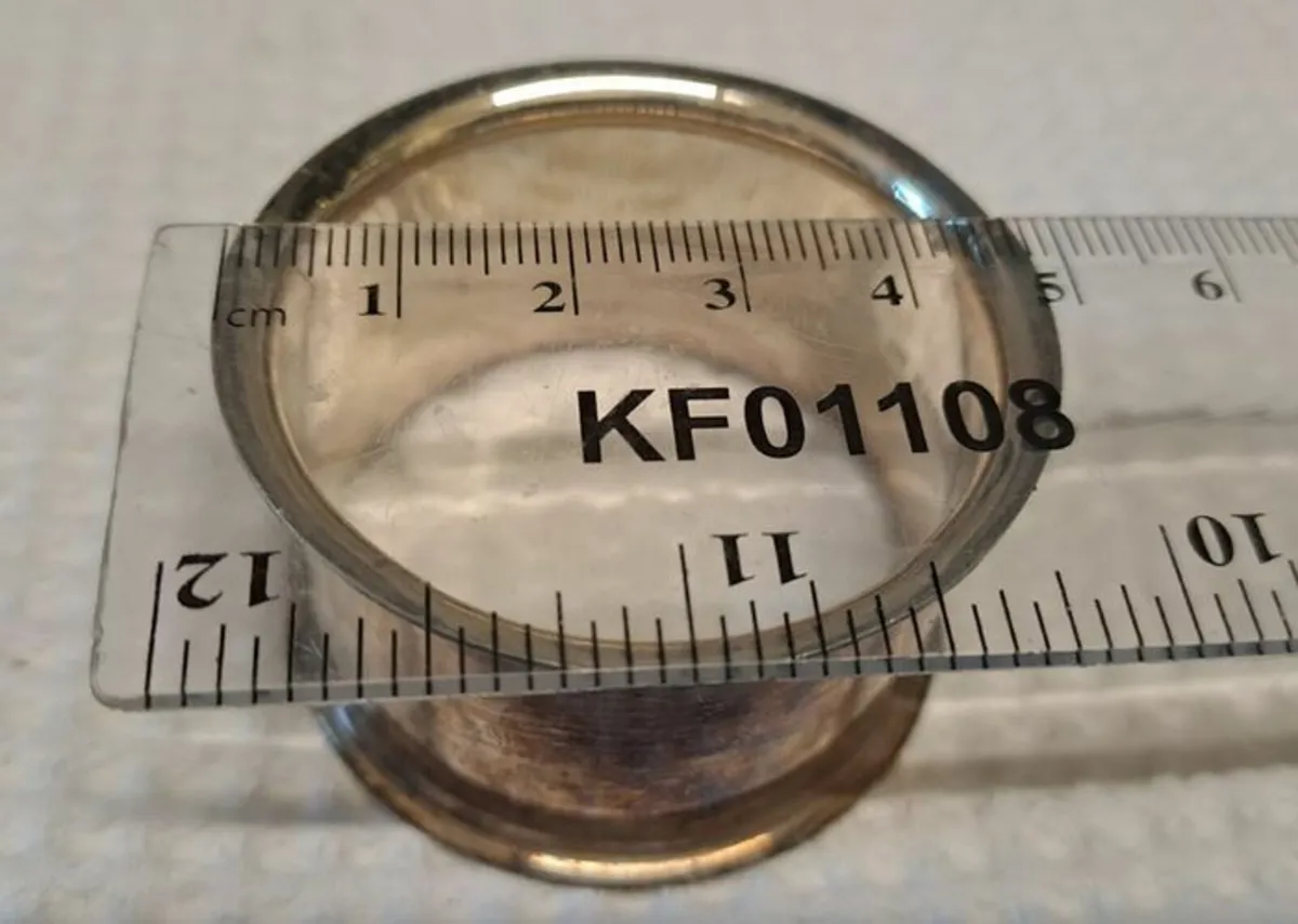 2 silver plated napkin rings - Image 3