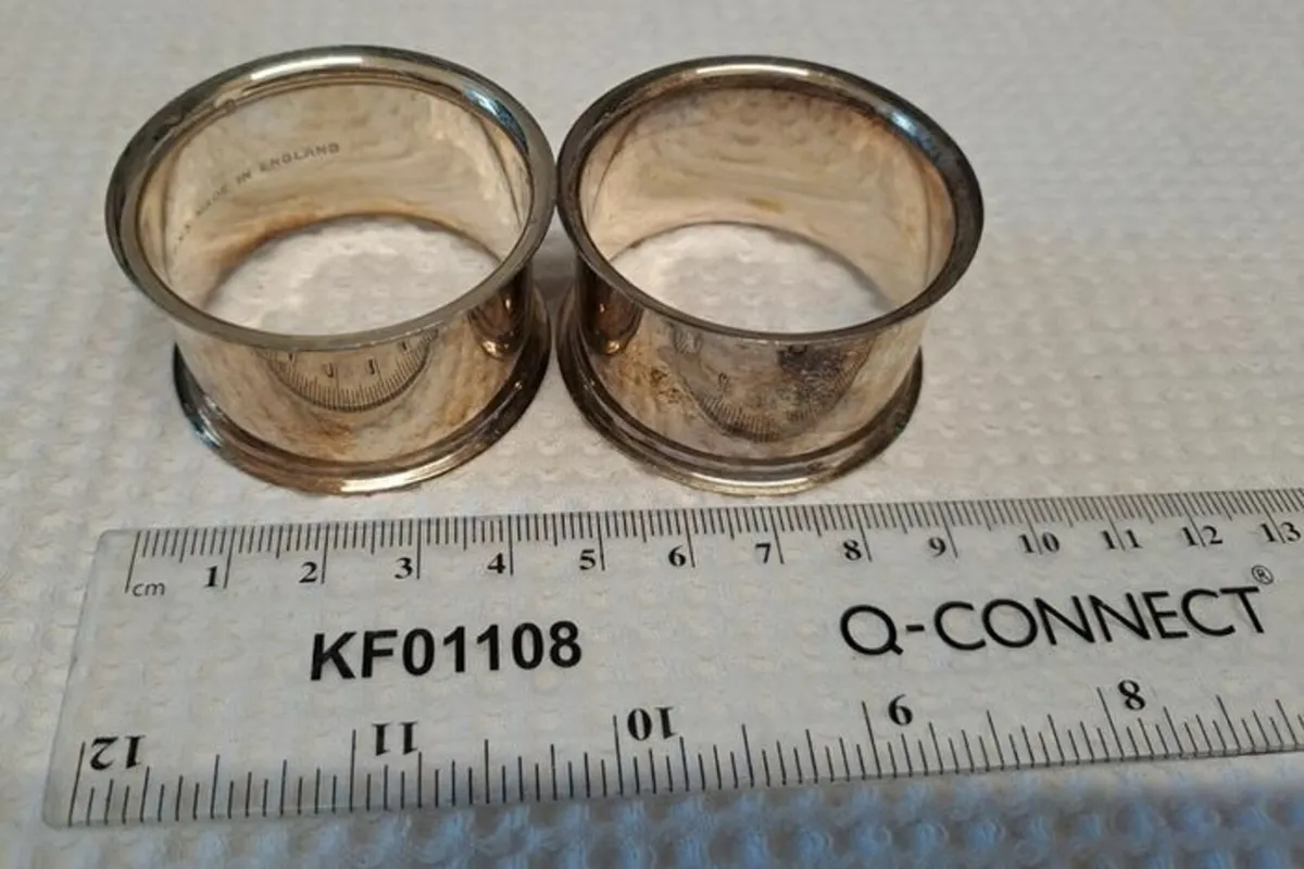 2 silver plated napkin rings - Image 4