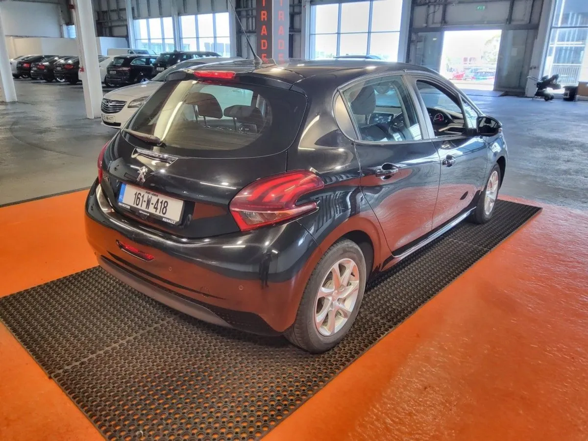 Peugeot 208 1.2 Puretech 82bhp Active 3 dr - Image 3