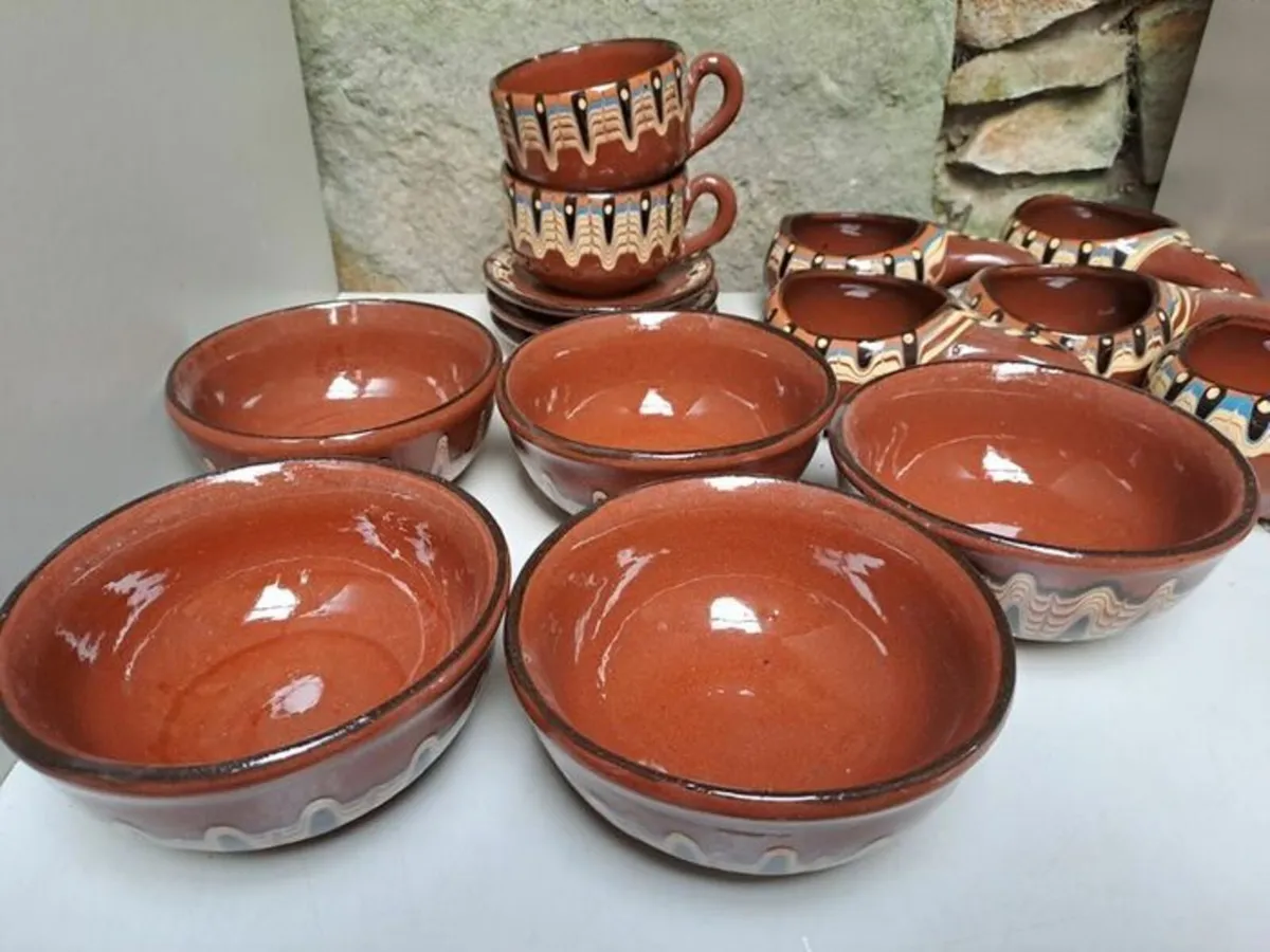Vintage Bulgarian Troyan bowls and cups - Image 2