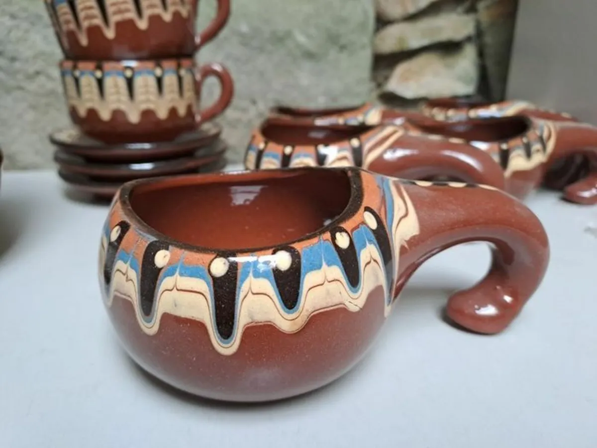 Vintage Bulgarian Troyan bowls and cups - Image 4