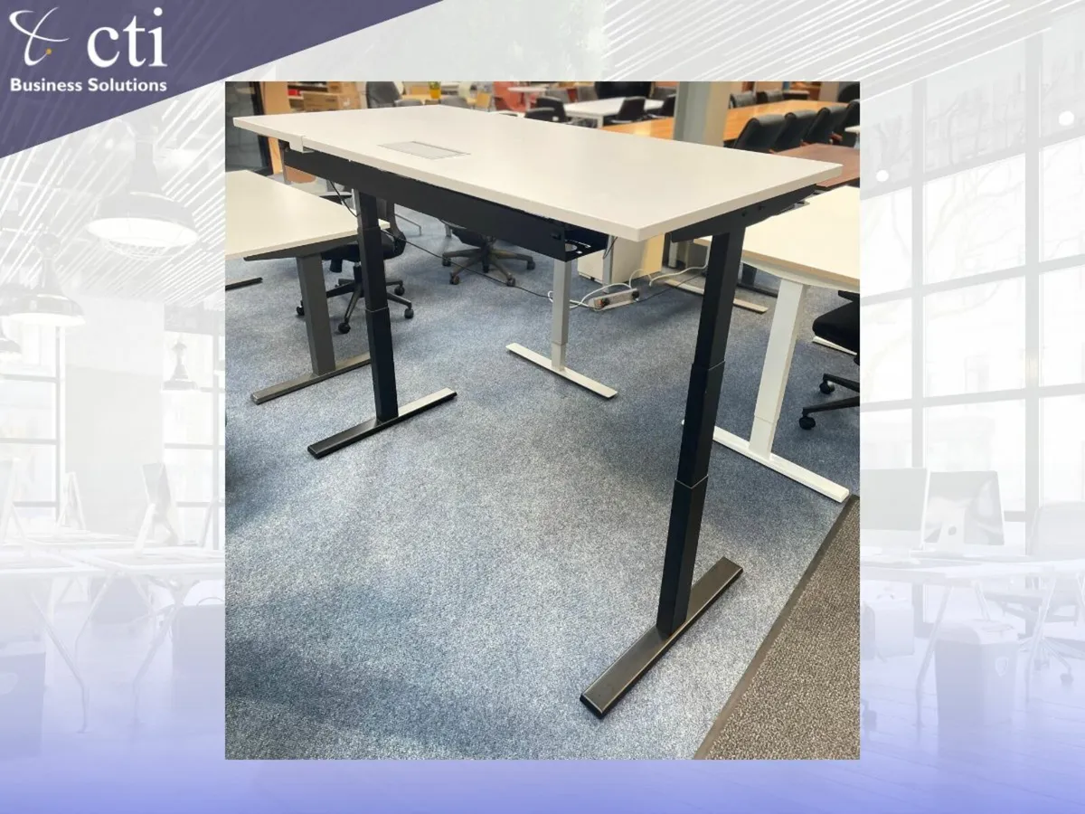 40 X "Haworth" Electric Height Adjustable Desks - Image 3