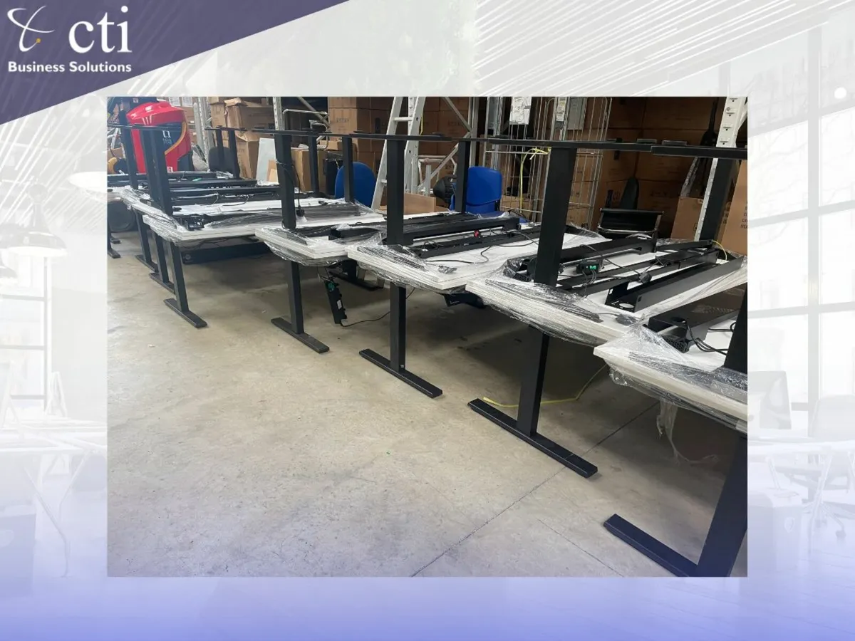 40 X "Haworth" Electric Height Adjustable Desks - Image 4