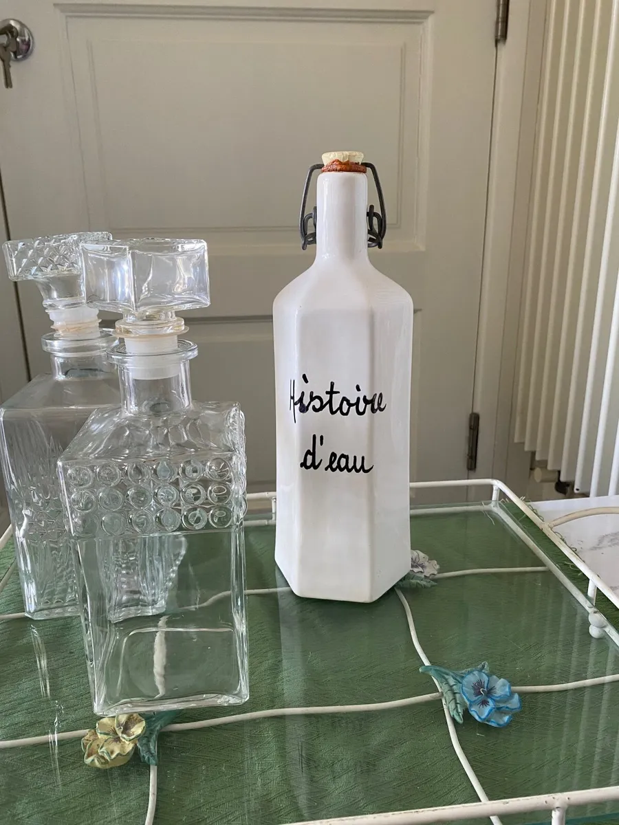 Crystal decanters & ceramic water bottle - Image 1
