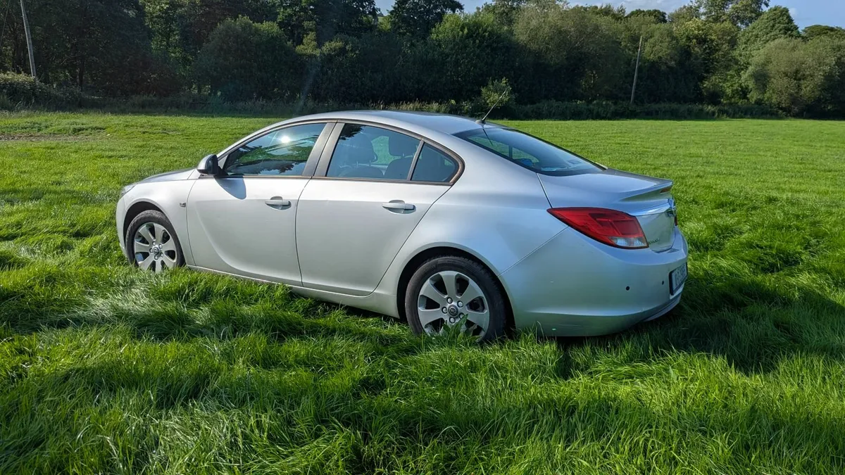 Opel Insignia 2010 - Image 1