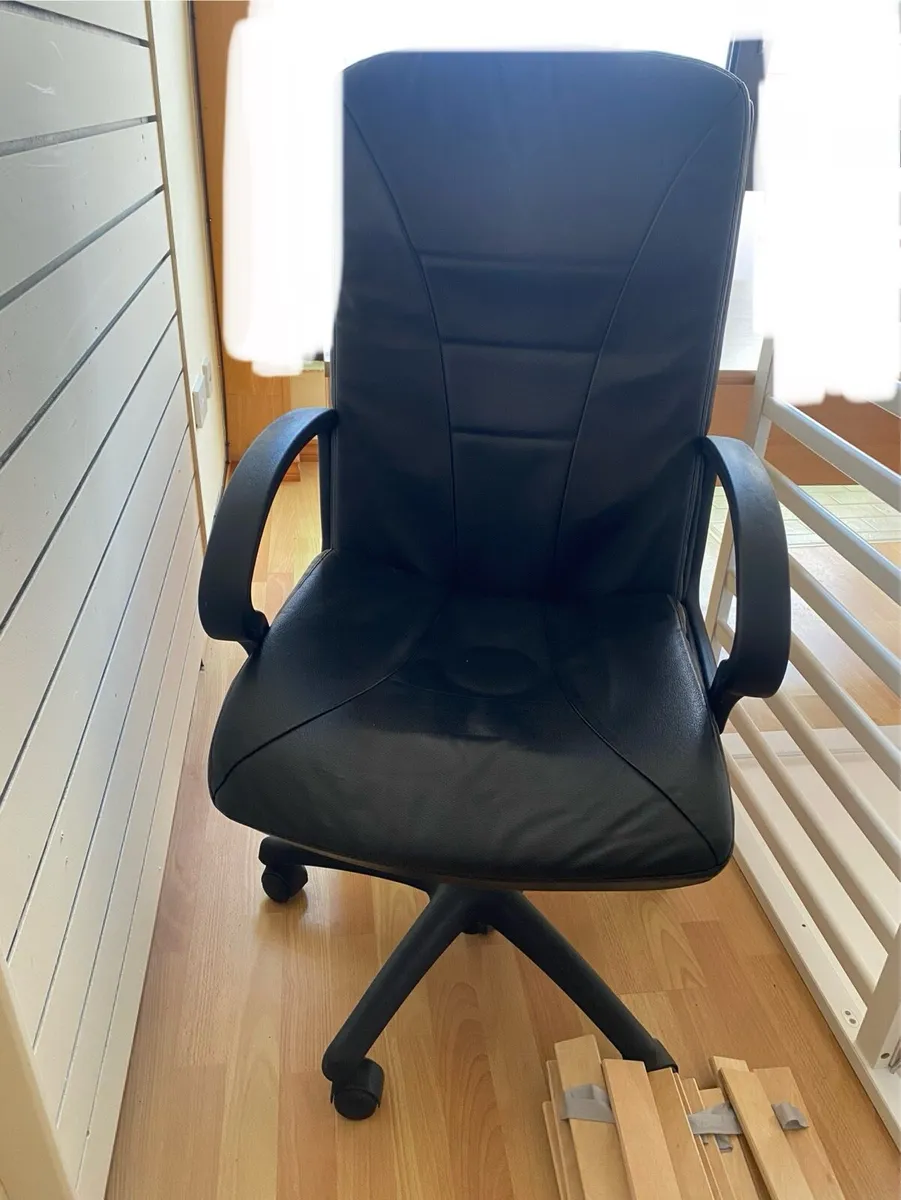 Office chair - Image 2