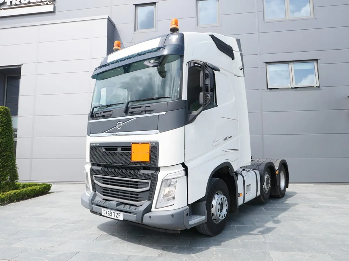 Volvo FH 500 Globetrotter 6x2  Midlift Ishift - Image 3