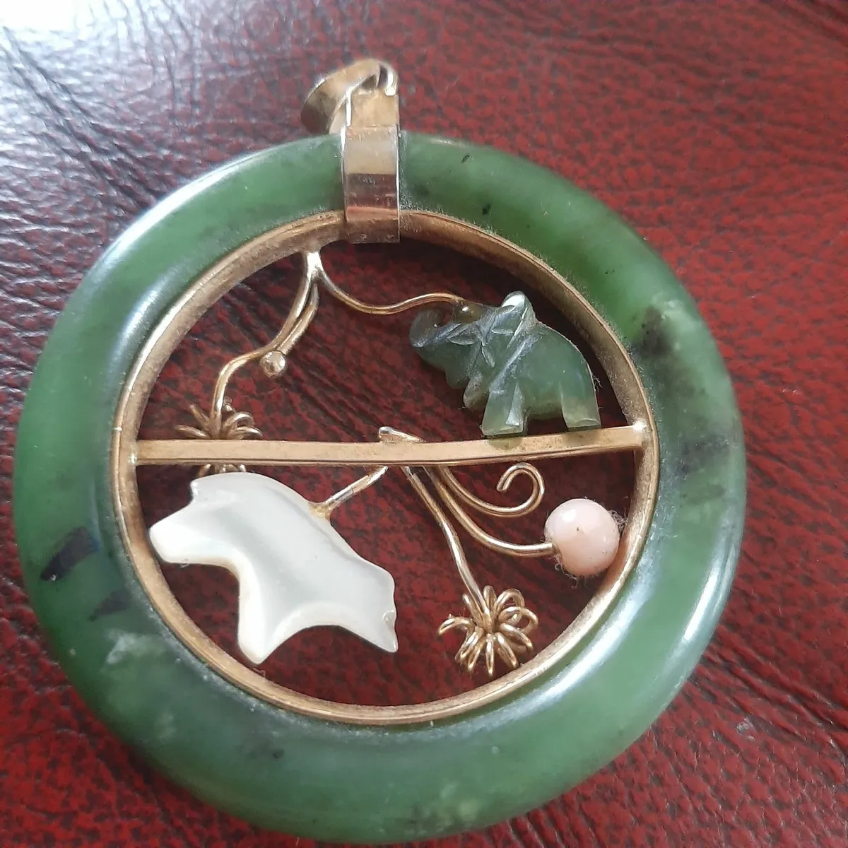 Collectors item- Jewellery - Doughnut pendant - Image 3