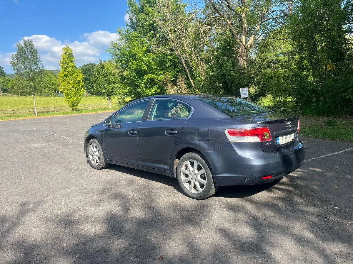Toyota avensis (NEW NCT) - Image 3