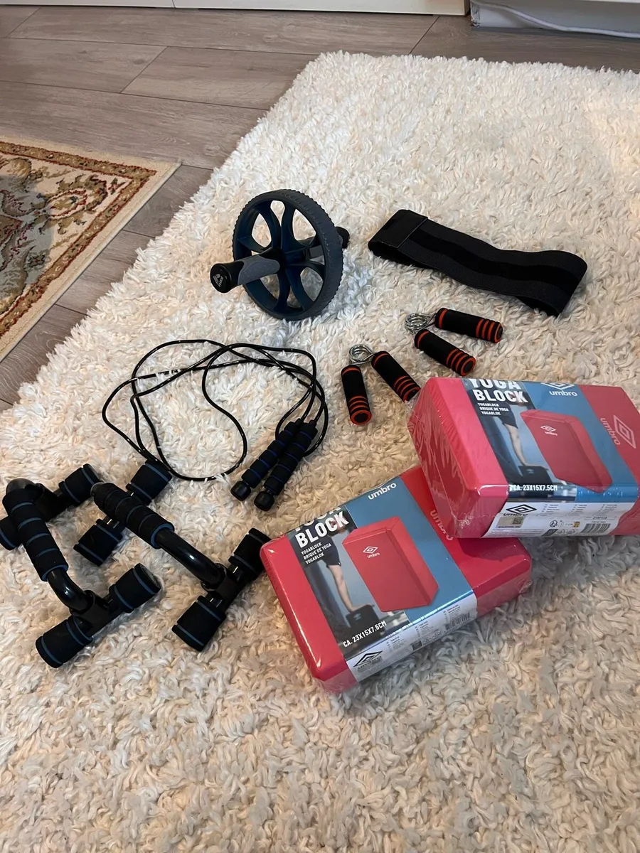 Gym equipment - Image 1