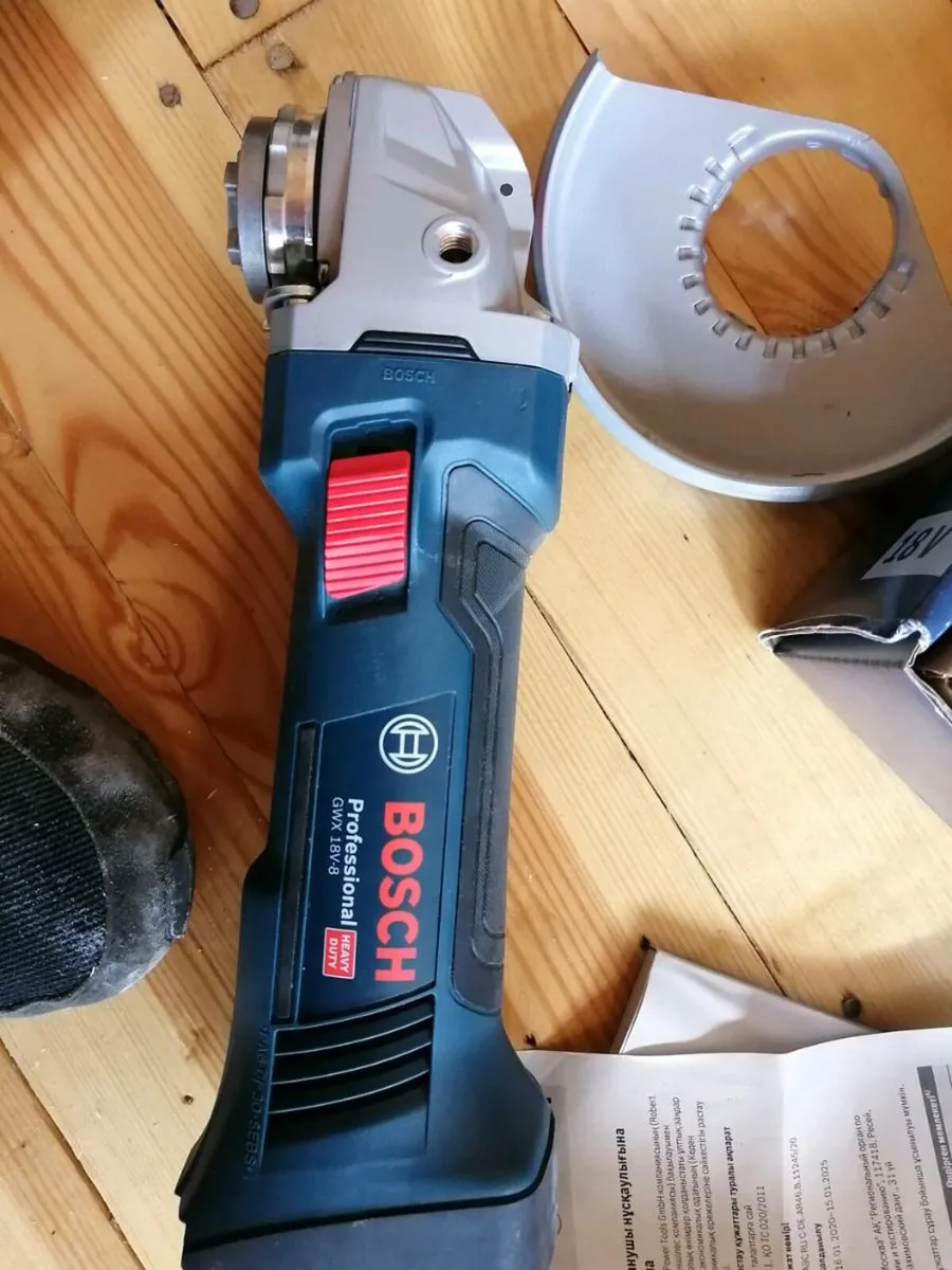 Bosch angle grinder 18v - Image 3