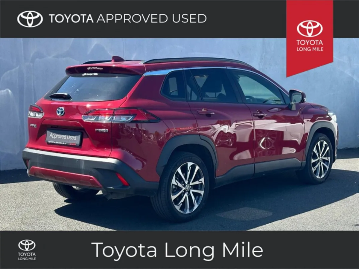 Toyota Corolla Cross 2.0 Hybrid Sol 5dr - Image 2