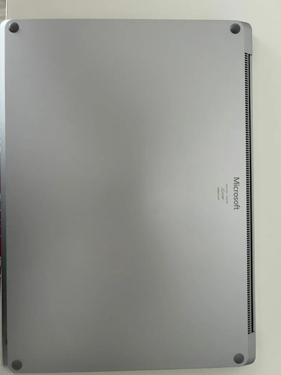 Microsoft Surface Laptop 4 – 13.5” | Ryzen 5 | 16G - Image 2