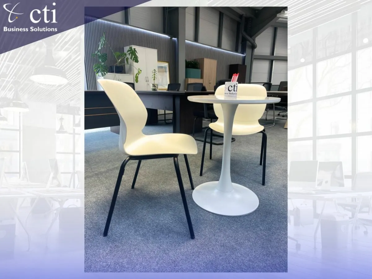 20 X "Haworth" Canteen Chairs ~ 70 % OFF - Image 3