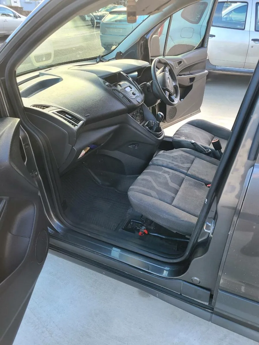 Ford connect - Image 3