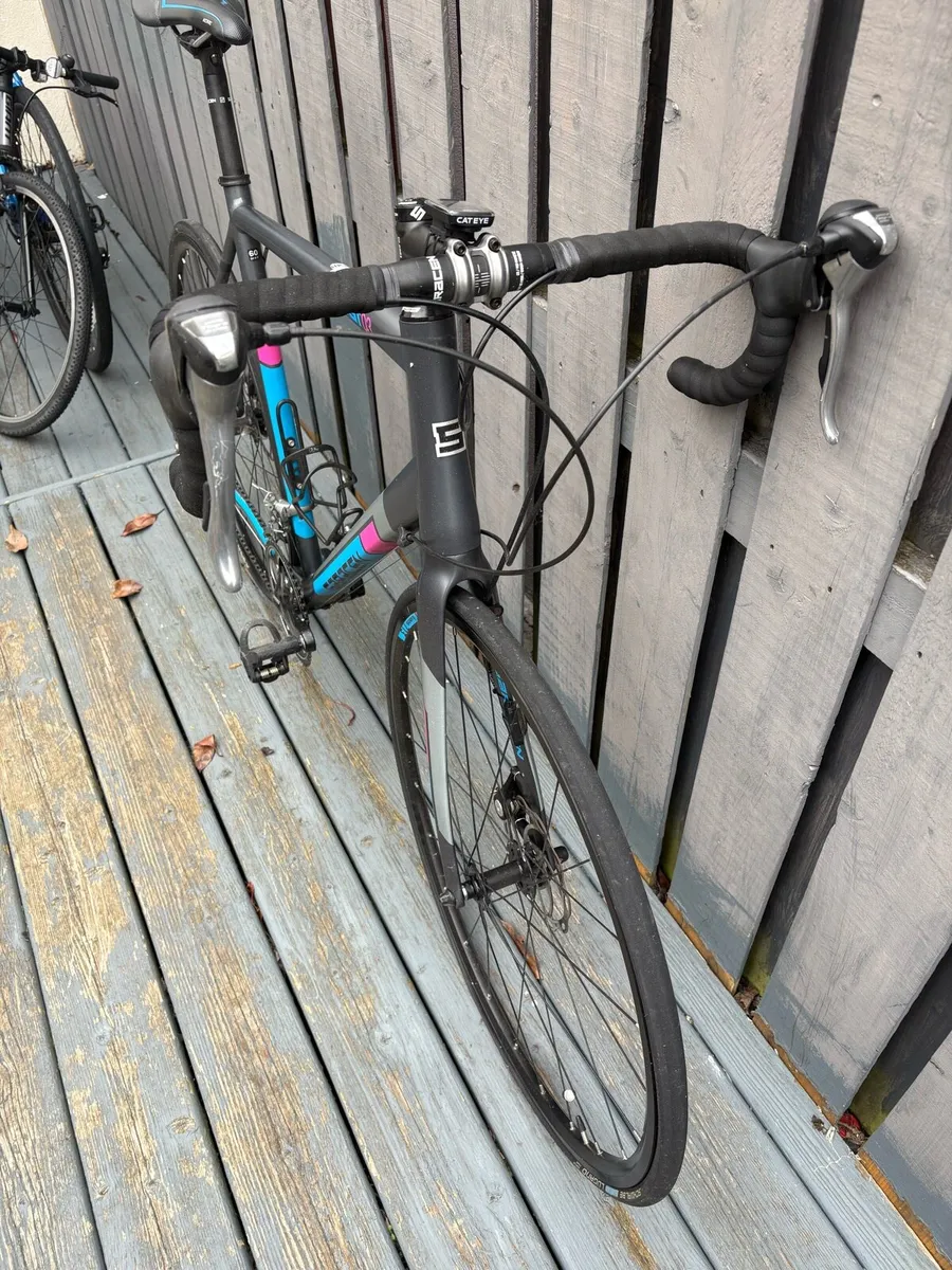 Road bike - Image 3