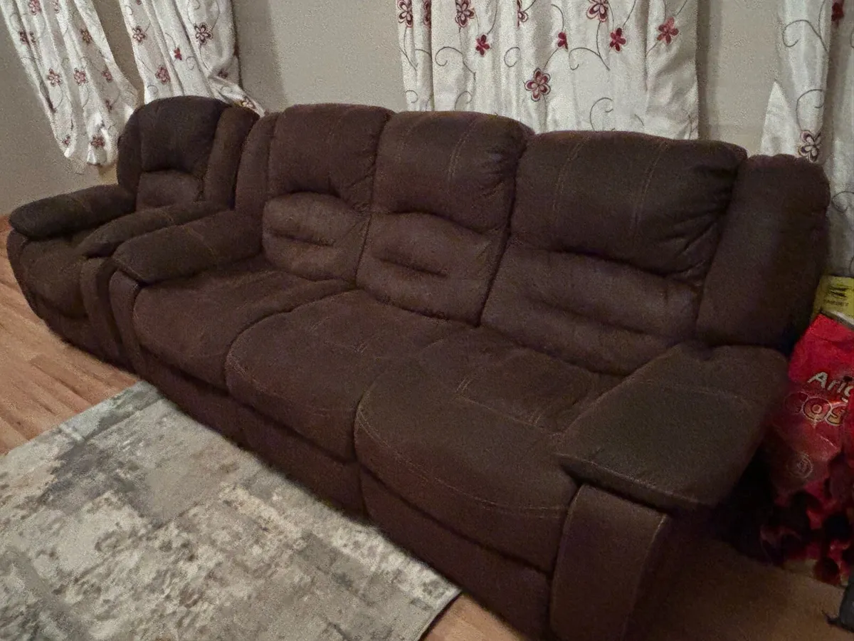 3+1+1 sofa set - Image 1