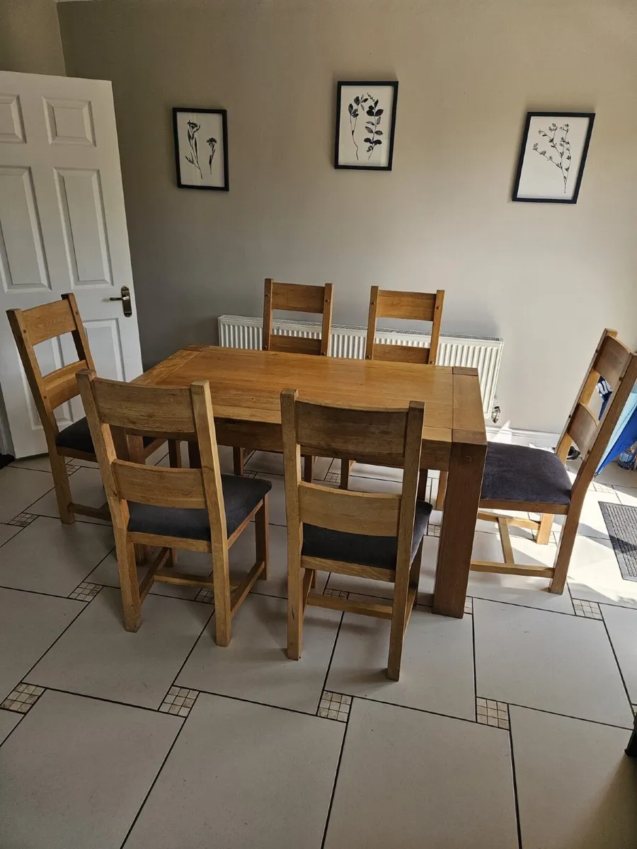 Table & Chairs - Image 1