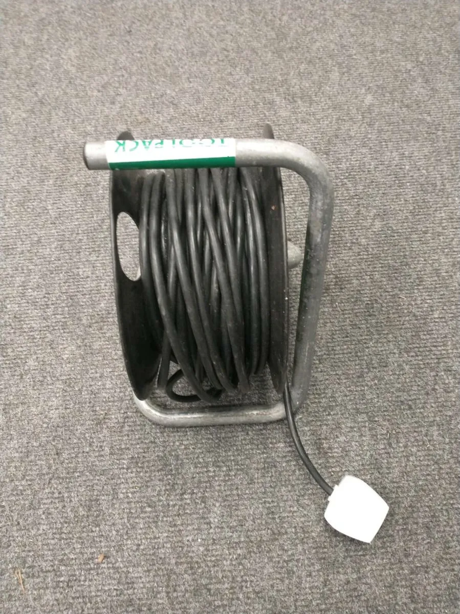 Extension lead 25m - Image 1