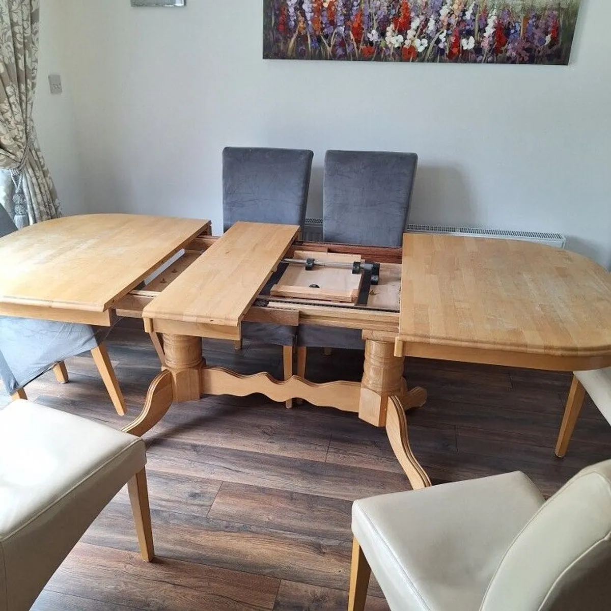 Large table & 6 chairs - Image 2