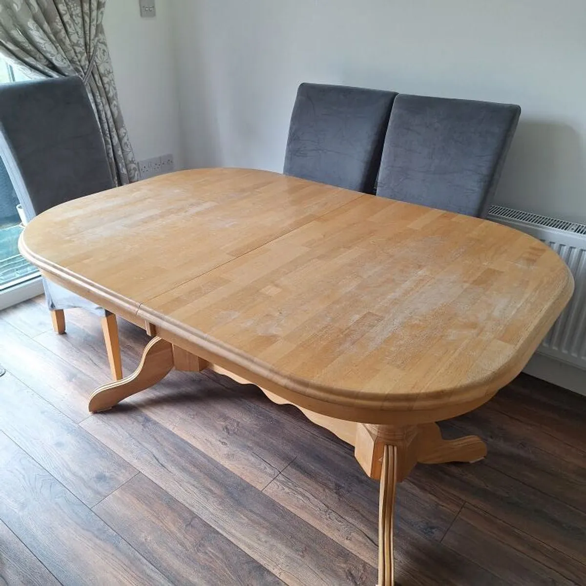 Large table & 6 chairs - Image 4