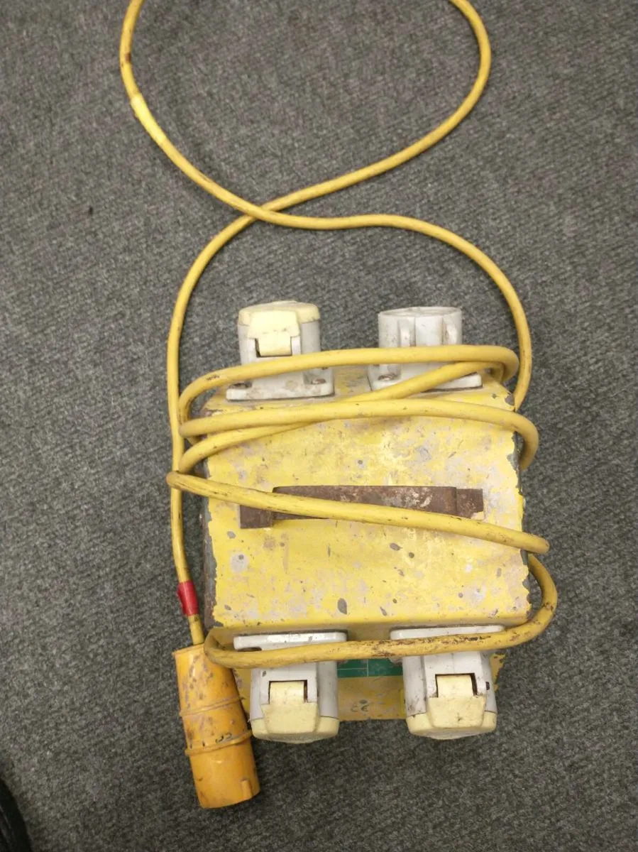Tool 110V 4-WAY SPLIT BOX - Image 3