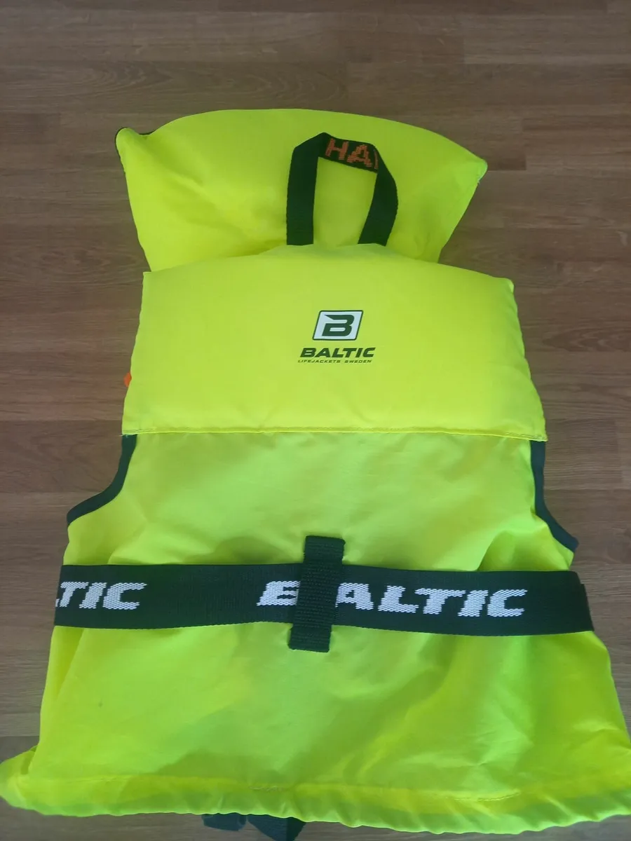 Children's life jacket - Image 3