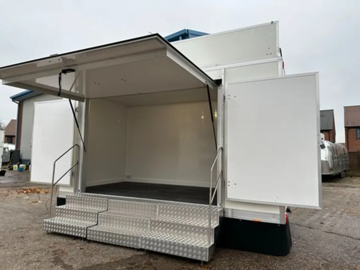 Exhibition trailer for hire