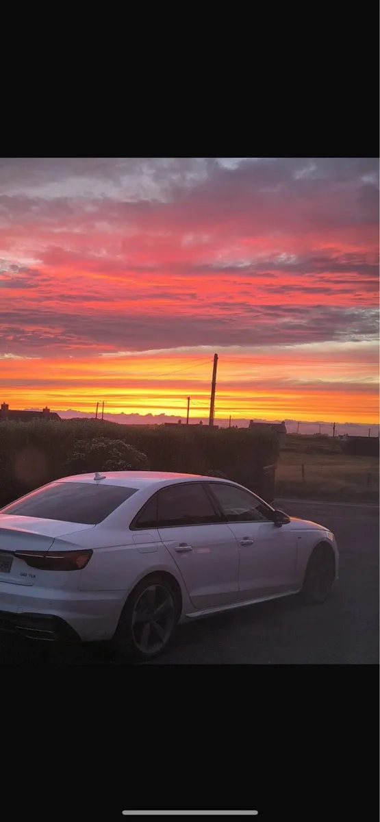 Audi A4 S-Line Black Edition *Tech Pack - Image 2
