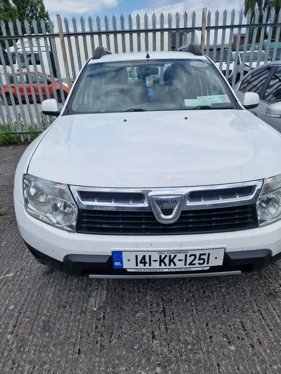 Dacia Duster for parts - Image 3