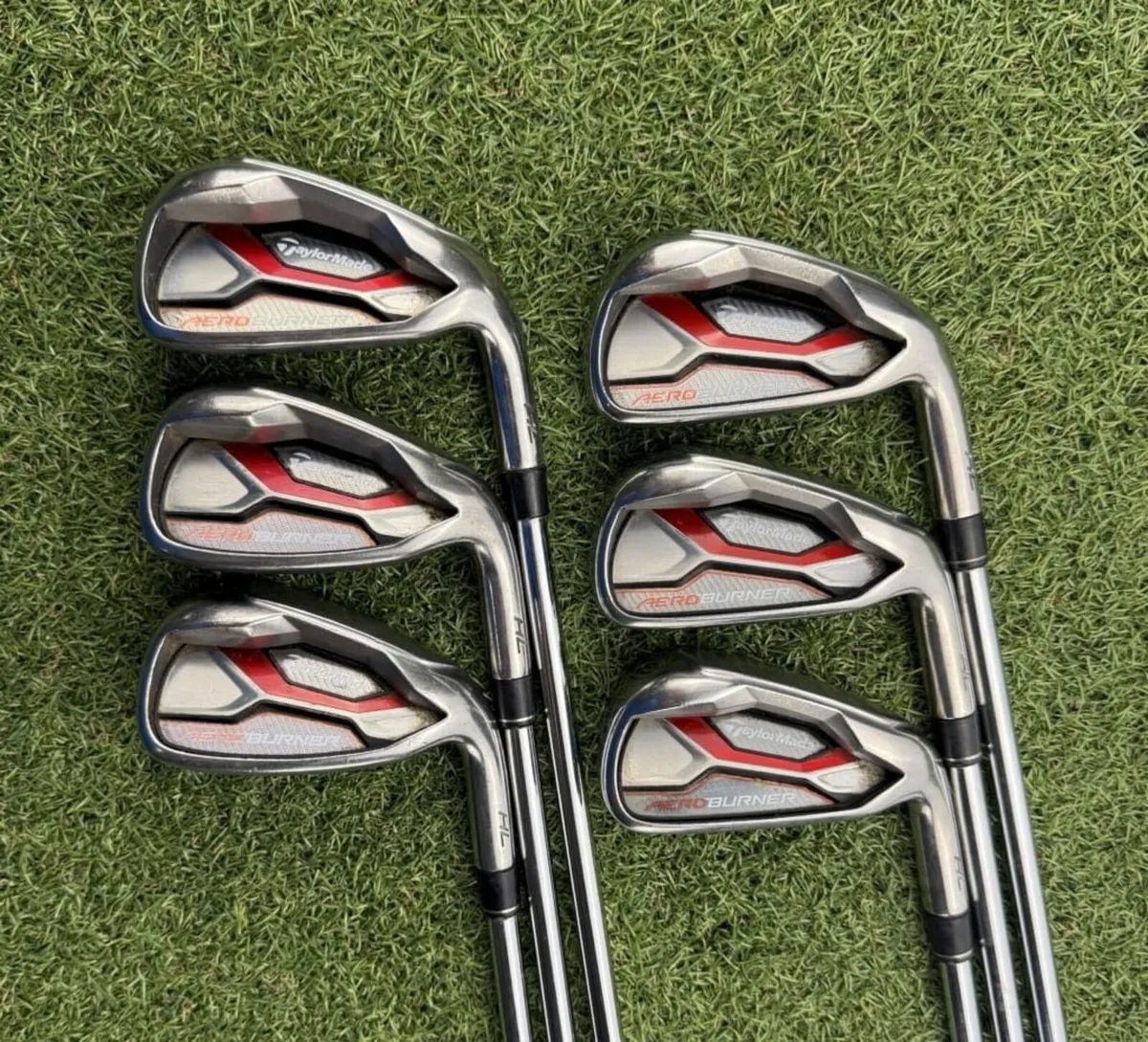 TAYLORMADE AEROBURNER IRONS / 4-9 / REGULAR - Image 2