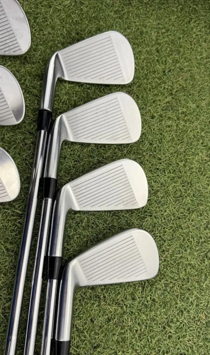 NIKE VAPOR PRO COMBO IRONS / 4-PW / STIFF - Image 4