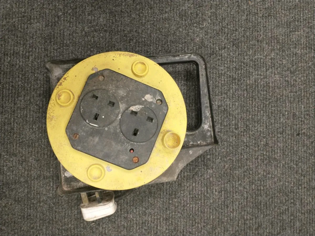Extension Reel - Image 1