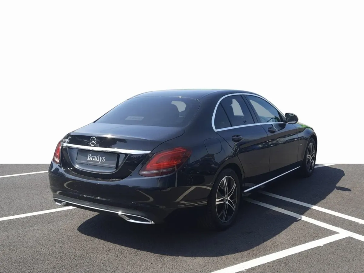 Mercedes-Benz C-Class C220d Avantgarde--upgraded - Image 4